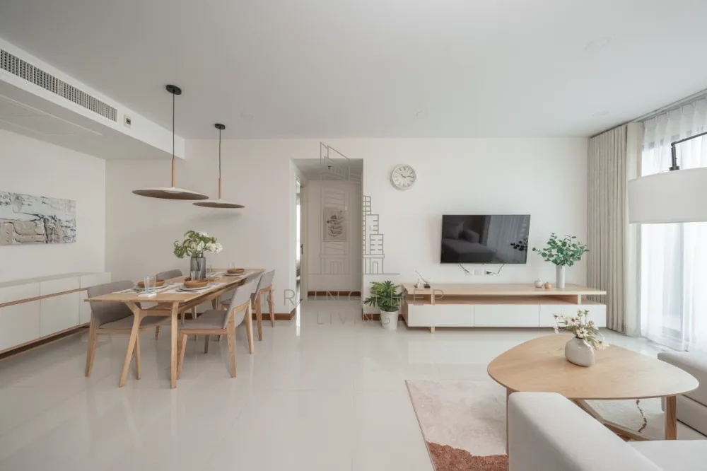 Stunning Upscale Luxurious Scandinavian Interior image